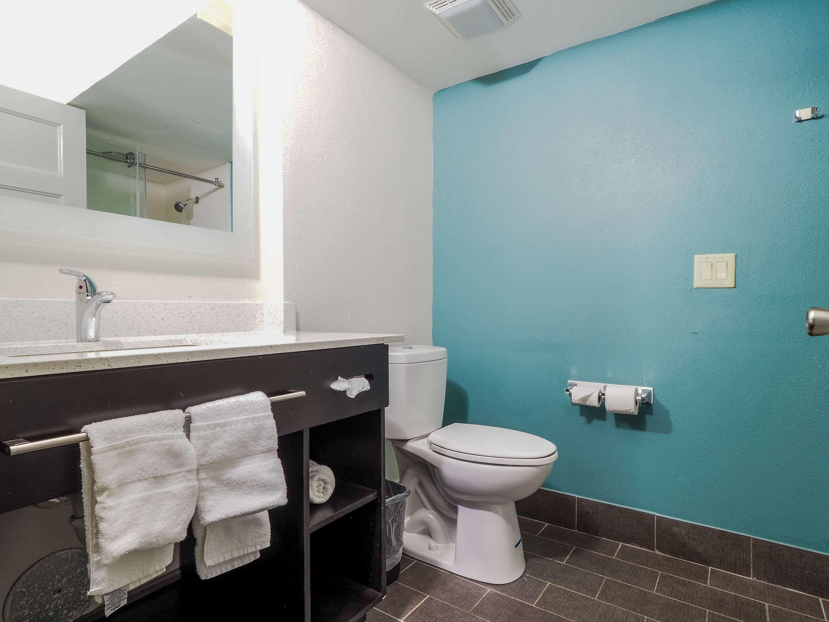 Hotel Clarion Pointe - Raleigh North