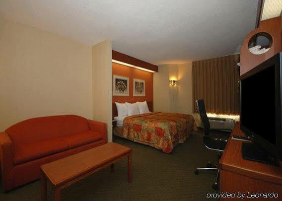 Clarion Pointe - Raleigh North